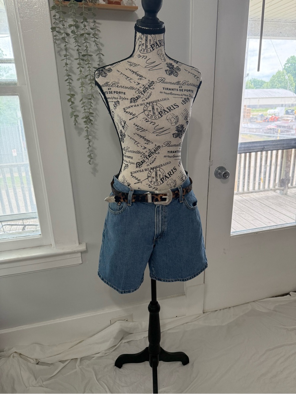 Leopard Print Belt with Silver Western Buckle